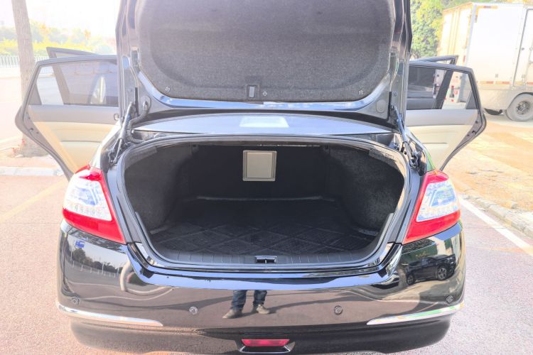 日产 天籁 2011款 2.5L XL领先版局部细节23