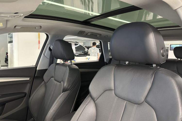 奥迪Q5L 2018款 45 TFSI 尊享运动型 国V中控内饰7005