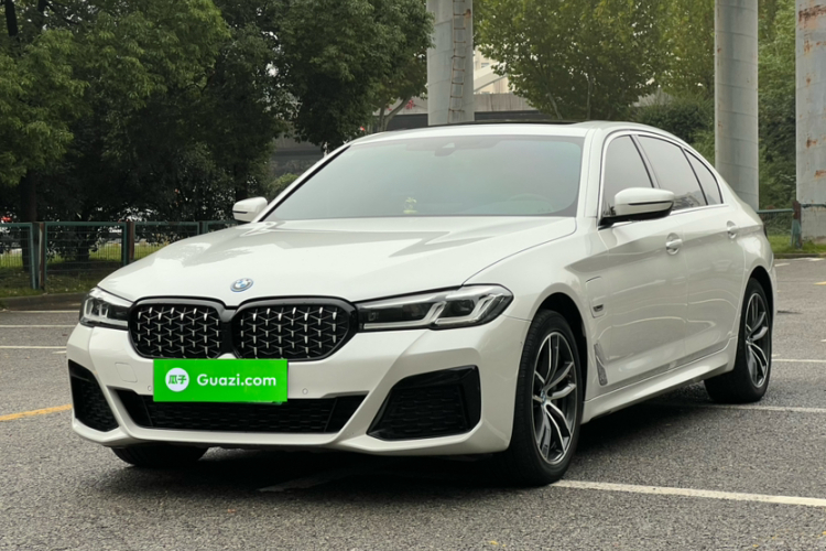 宝马5系新能源 2022款 改款 535Le M运动套装车身外观6001