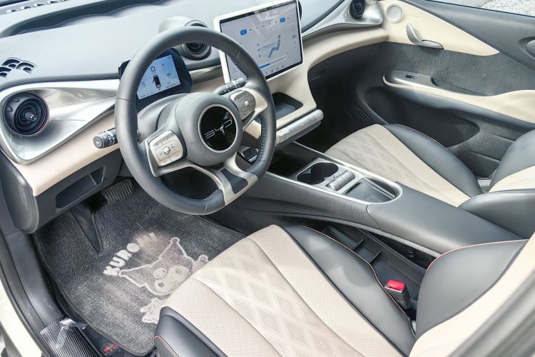 比亚迪 海豚 2023款 420km 时尚版中控内饰7001