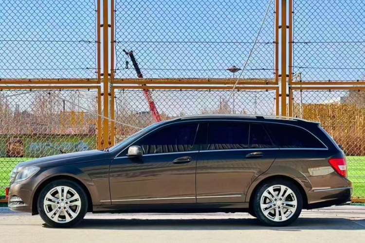 奔驰C级(进口) 2011款 C 200 时尚旅行版车身外观6001