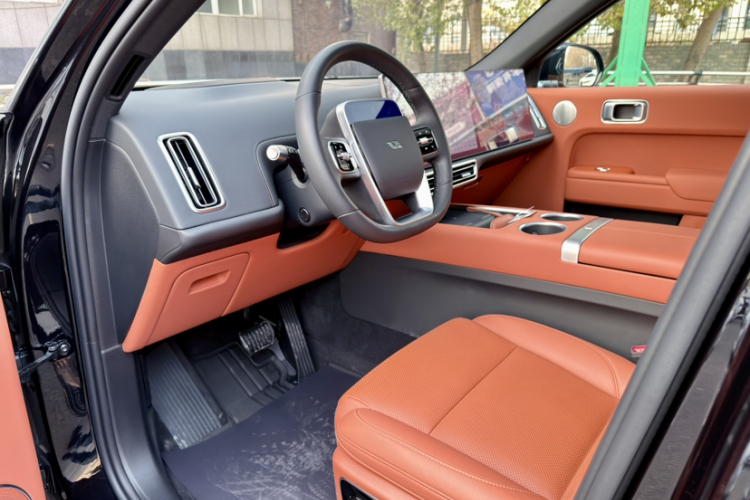 理想汽车 理想L7 2023款 Pro中控内饰7005