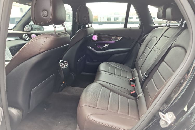 奔驰GLC 2019款 GLC 260 L 4MATIC 动感型中控内饰7004