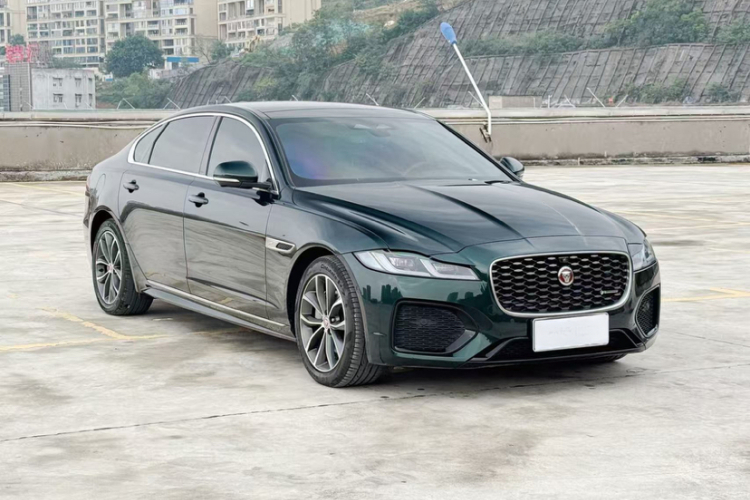 捷豹XFL 2023款 XFL 2.0T P250 两驱精英运动版车身外观6003