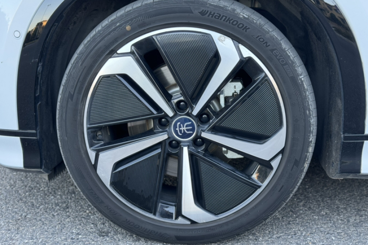 比亚迪 宋L EV 2024款 662km 卓越型车身外观6010