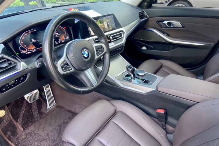 宝马3系 2021款 改款 325Li M运动曜夜套装中控内饰7002