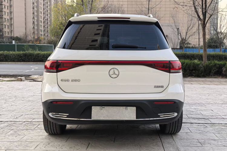 奔驰EQB 2023款 EQB 260车身外观6006