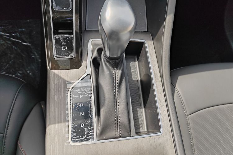 荣威i5 2023款 1.5L CVT豪华版局部细节18