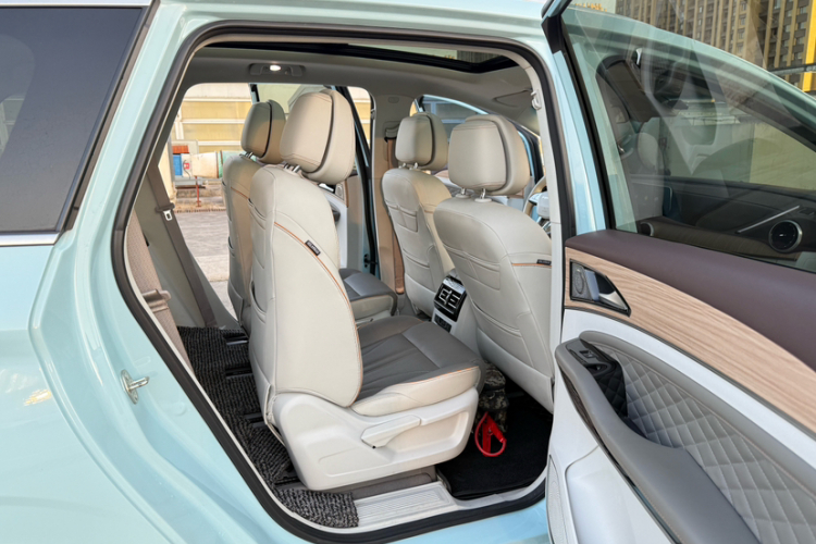 东风风行 风行游艇 2022款 1.5T DCT追风版中控内饰7005