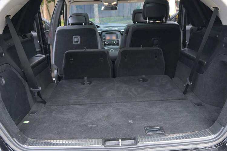 奔驰R级 2015款 R 400 4MATIC 豪华型中控内饰7009