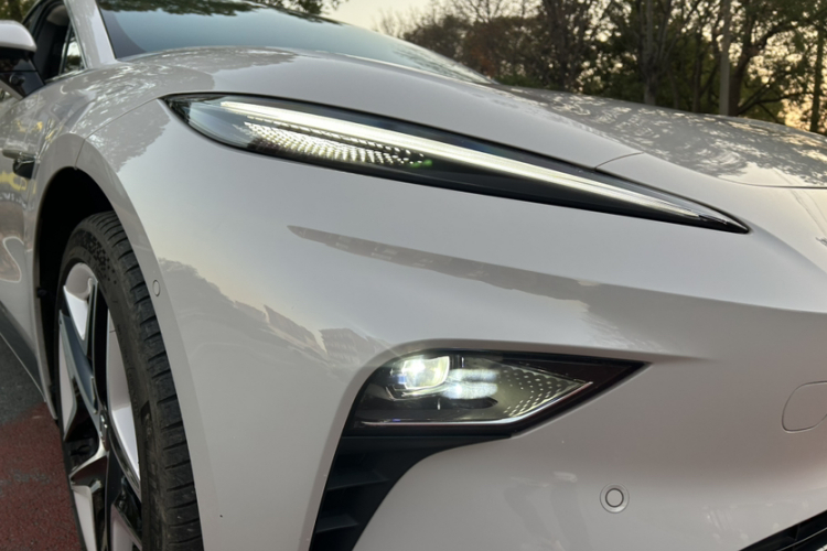 飞凡汽车 飞凡F7 2023款 改款 性能Pro版车身外观6008