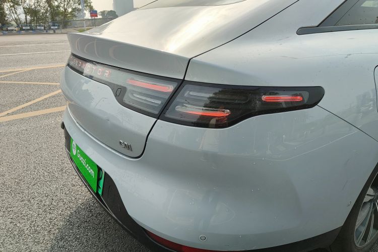 零跑汽车 零跑C01 2023款 增程 316 智享版车身外观6005