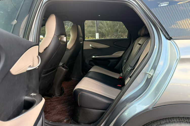 比亚迪 海豚 2023款 420km 时尚版中控内饰7003