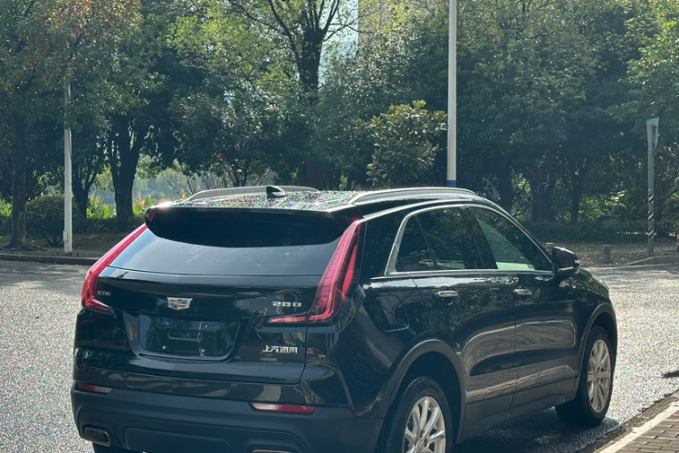 凯迪拉克XT4 2022款 28T 两驱风尚型车身外观6006