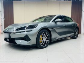 腾势Z9GT 2024款 1100四驱Pro版