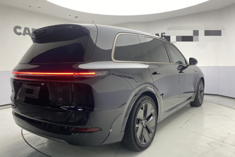 理想汽车 理想L9 2025款 Ultra 智能焕新版车身外观6001