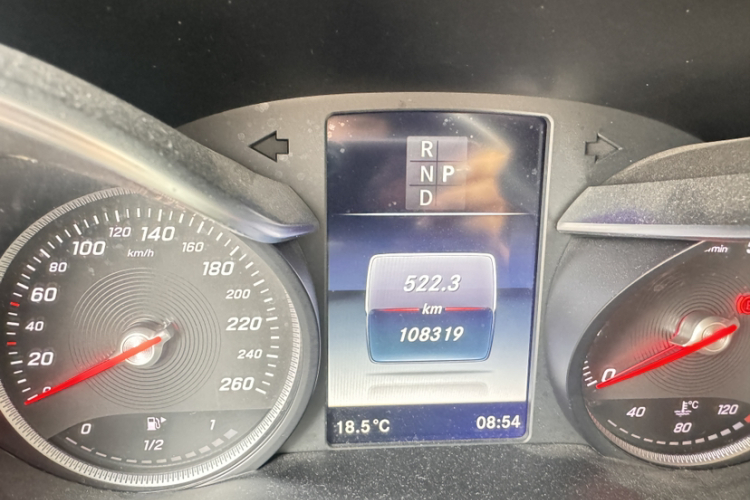 奔驰GLC 2017款 GLC 260 4MATIC 动感型中控内饰15