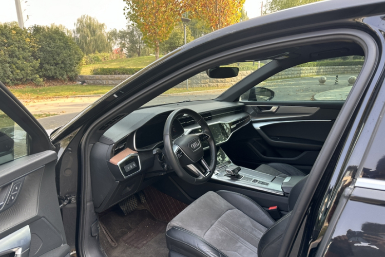 奥迪A6L 2021款 40 TFSI 豪华动感型局部细节19