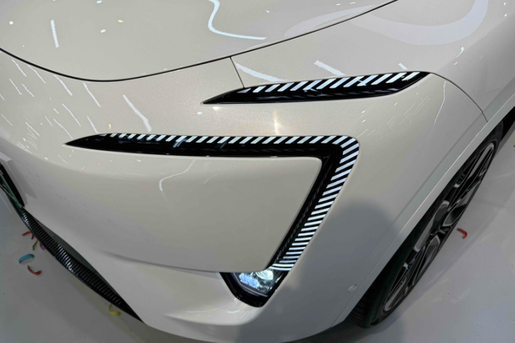 阿维塔11 2022款 长续航双电机版 5座车身外观6010