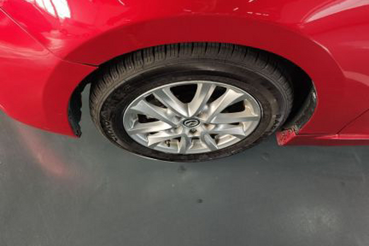 马自达3 昂克赛拉 2017款 三厢 1.5L 自动舒适型 国VI车身外观6009