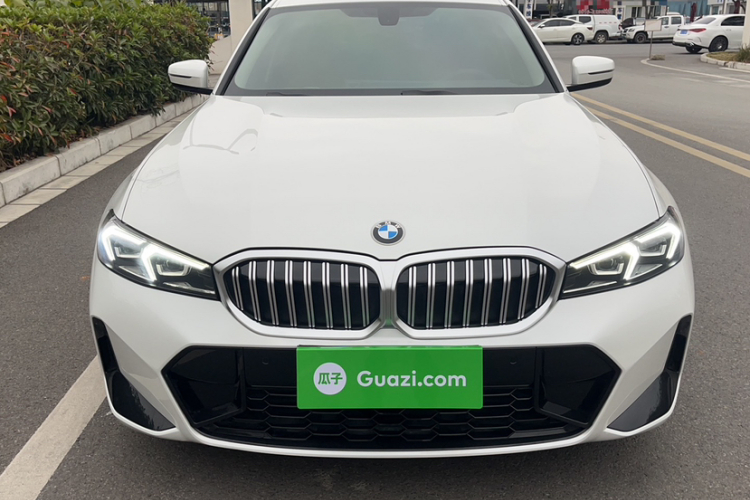 宝马3系 2024款 320Li M运动套装车身外观6002