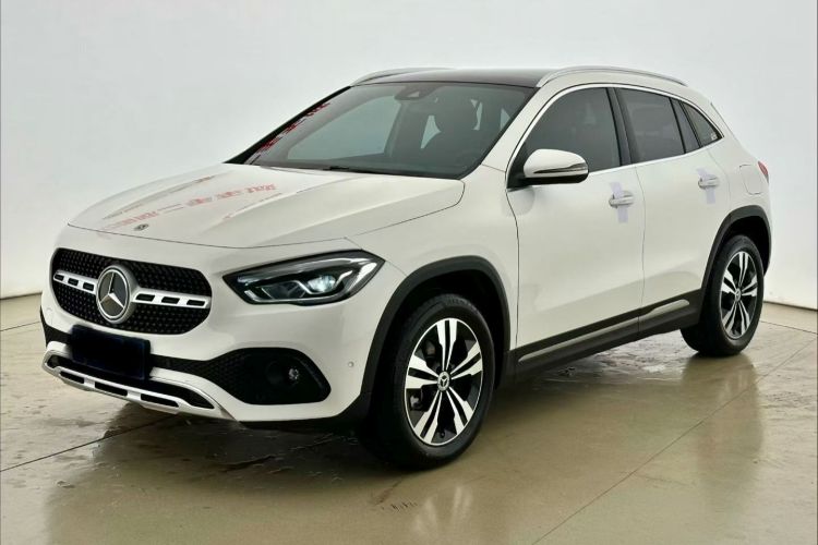 奔驰GLA 2023款 GLA 220车身外观1