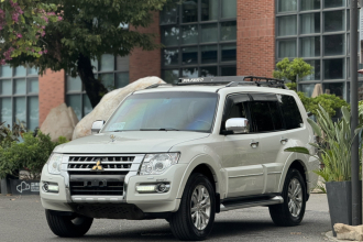 三菱 帕杰罗（平行进口） 