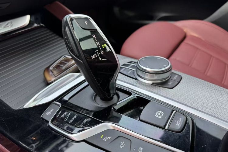 宝马X4 2020款 xDrive25i M运动套装中控内饰7006