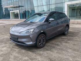 哪吒汽车 哪吒V 2021款 标准续航娱乐版