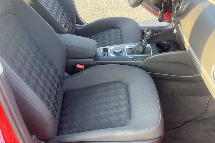 奥迪A3 2016款 Limousine 35 TFSI 领英型局部细节41