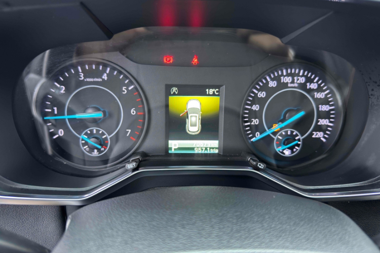 福特 领界 2019款 EcoBoost 145 CVT尊领型 国V中控内饰15