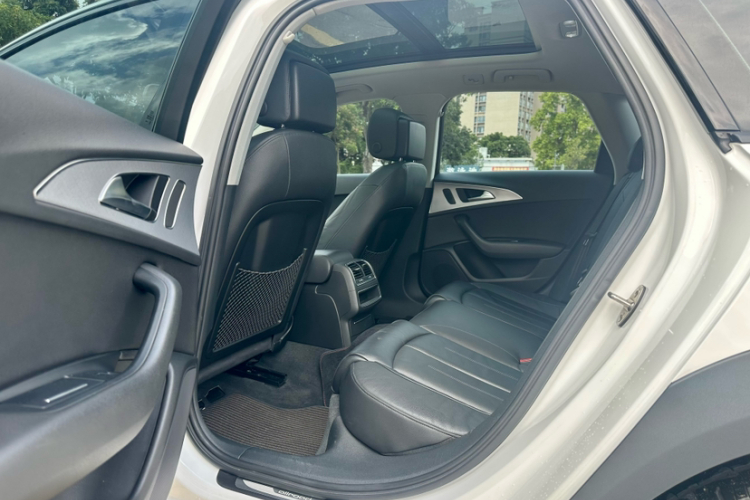 奥迪A6(进口) 2015款 3.0T allroad quattro中控内饰7004