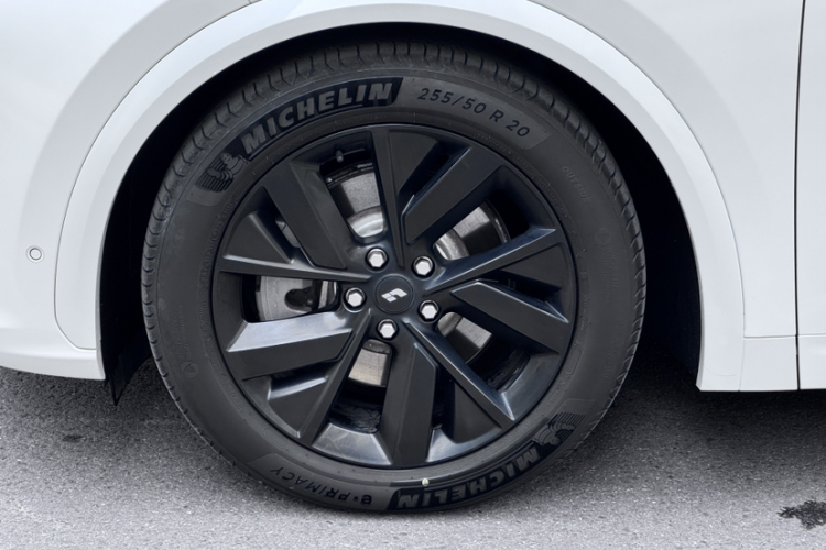 理想汽车 理想L7 2023款 Pro车身外观6003