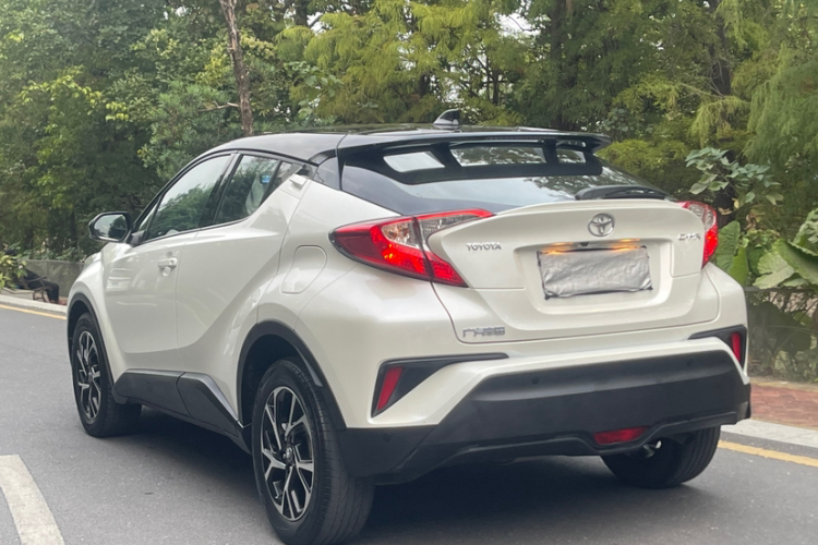 丰田C-HR 2020款 2.0L 领先版车身外观6005