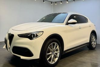 阿尔法·罗密欧 Stelvio斯坦维 2017款 2.0T 200HP 豪华版