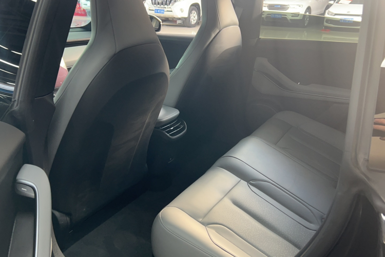 蔚来ET5T 2023款 75kWh Touring中控内饰7002