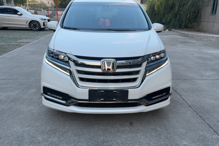 本田 艾力绅 2019款 2.0L 混动至尊版车身外观6001