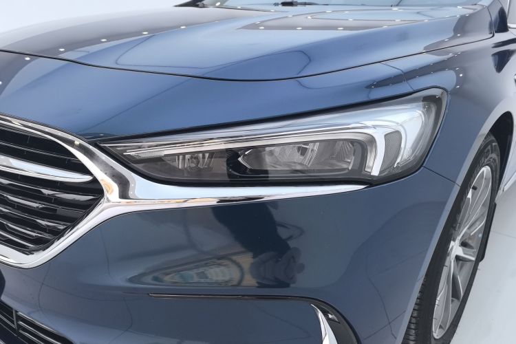 别克 君越 2022款 652T 豪华型车身外观6010