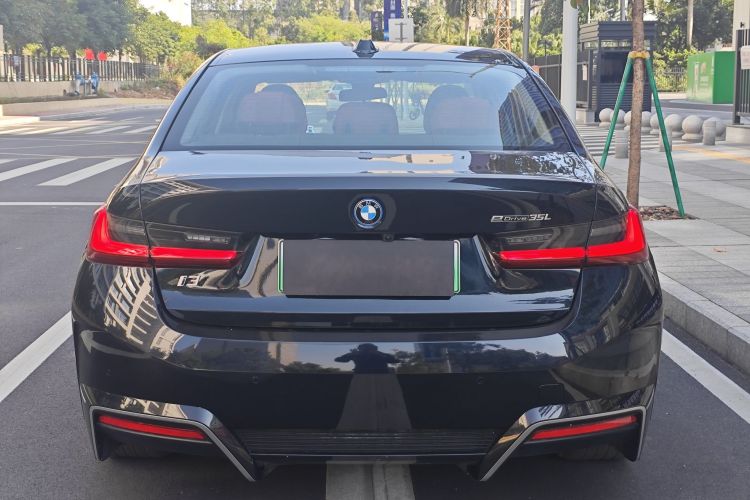 宝马i3 2022款 eDrive 35 L车身外观6005