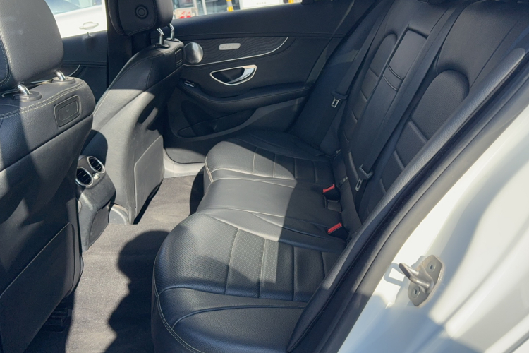 奔驰C级 2018款 C 200 L 运动版 成就特别版中控内饰7001