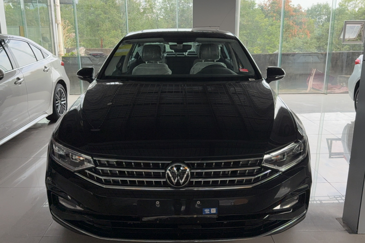 大众 迈腾 2023款 200万辆纪念版 280TSI DSG领先型车身外观6001