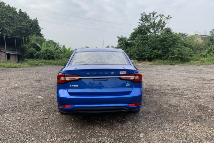 荣威i5 2020款 1.5L 手动4G互联领豪旗舰版车身外观6005