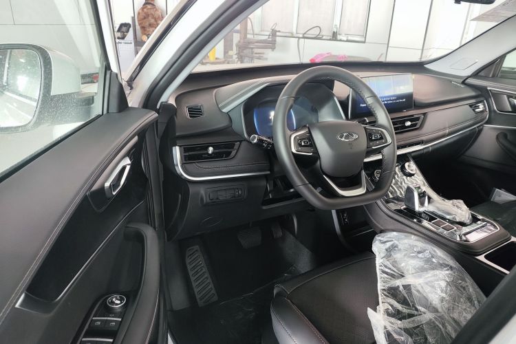 奇瑞 瑞虎8 2024款 230TCI 自动新锐版 7座中控内饰7003