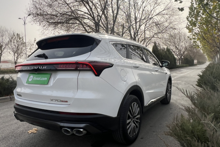 捷途X70 PLUS 2024款 冠军版 1.5T DCT冠军PRO 5座车身外观6005