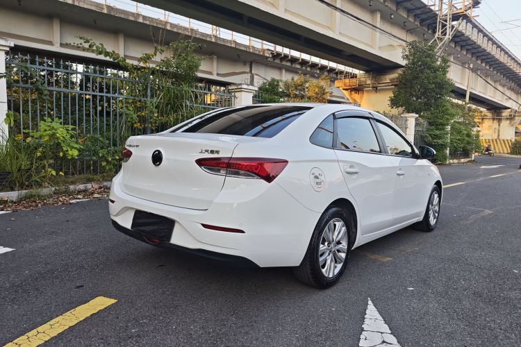 别克 英朗 2021款 改款 典范 1.5L 自动精英型车身外观6006