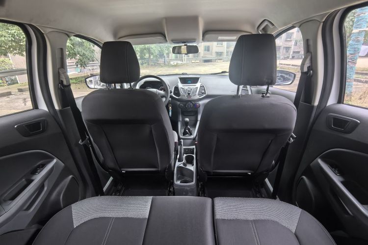 福特 翼搏 2017款 1.5L 手动舒适型中控内饰7008