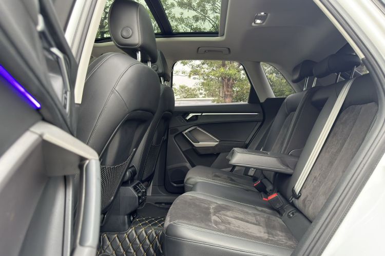 奥迪Q3 2020款 40 TFSI 时尚动感型中控内饰7004