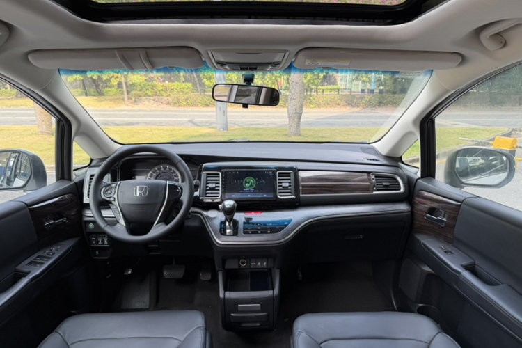 本田 艾力绅 2016款 2.4L 经典版车身外观6008