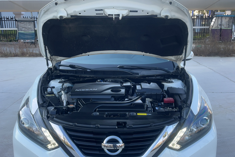 日产 天籁 2016款 改款 2.0L XL舒适版局部细节24