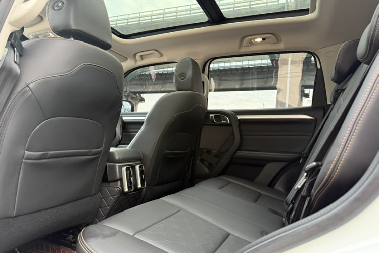 哈弗大狗 2021款 改款 1.5T DCT两驱马犬版中控内饰7002